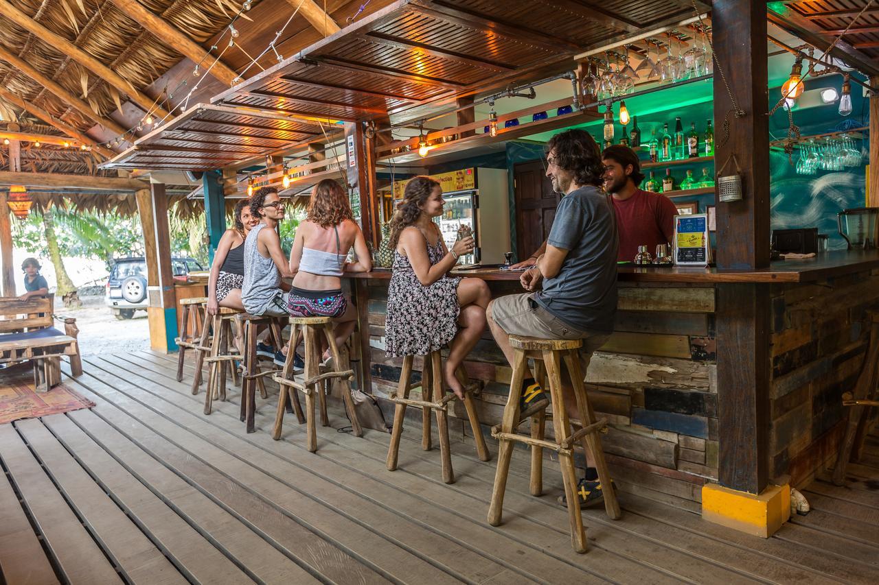 Playa 506 Beachfront Hostel Puerto Viejo de Talamanca Екстер'єр фото